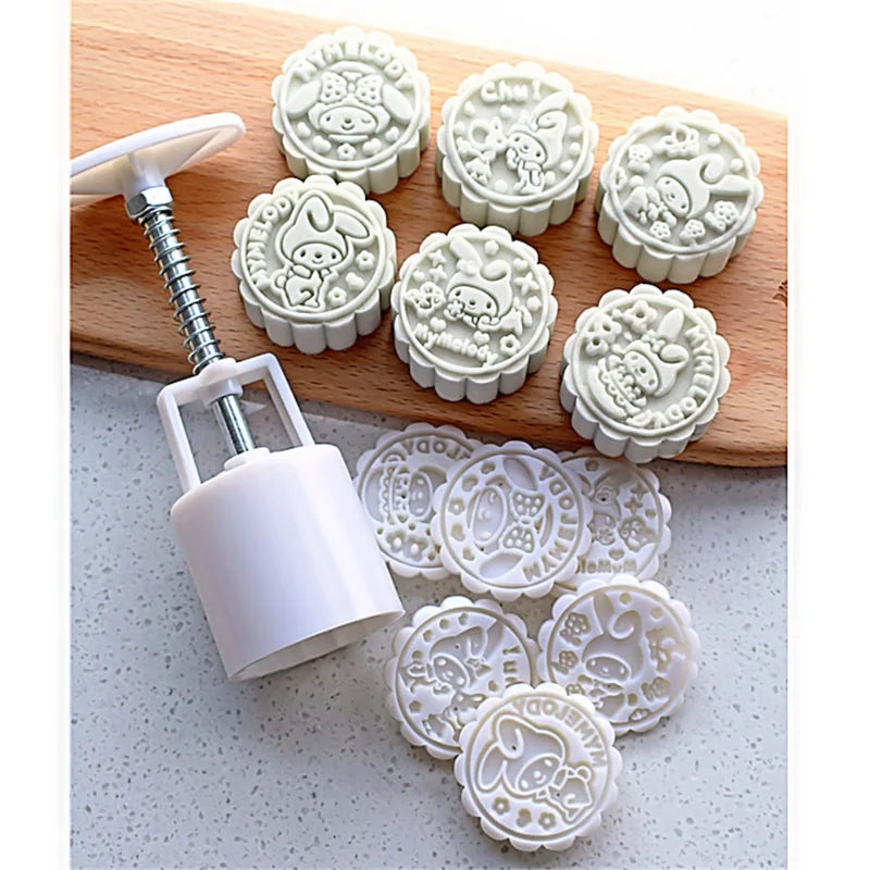 Sanrio Character Baking Mold - Image 6