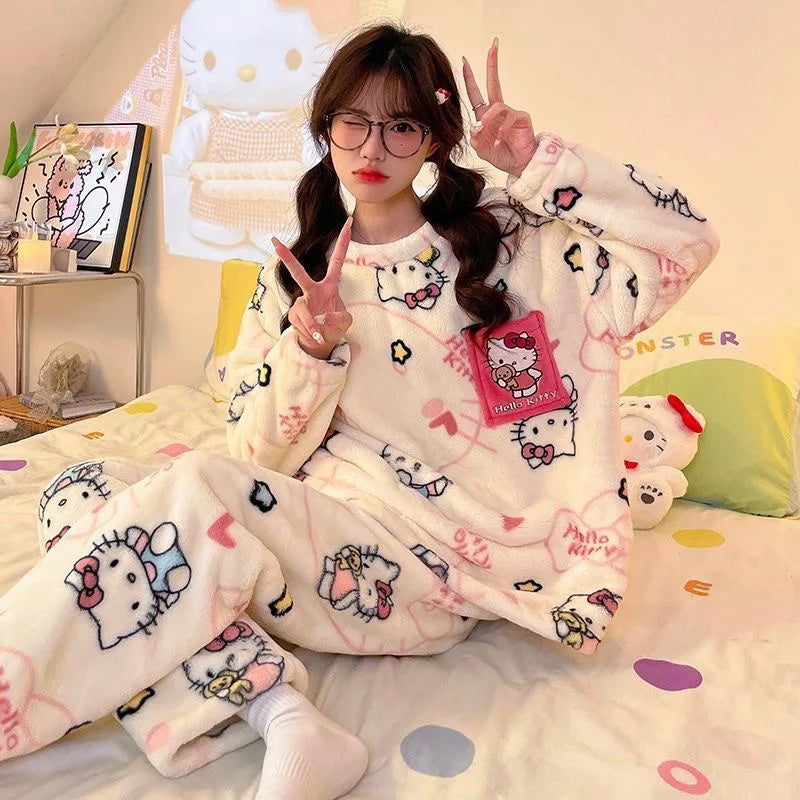 2024 New Autumn & Winter Sanrio Hello Kitty Coral Velvet Pajama Set - Image 3